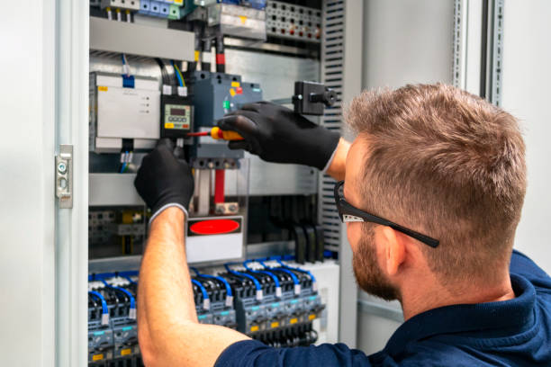 Best Emergency Electrical Repair  in Raymond, WA